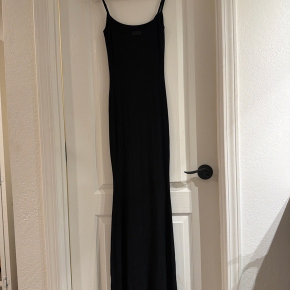 Skims Ribbed Black Maxi Dress Size Large - Picture 4 of 5